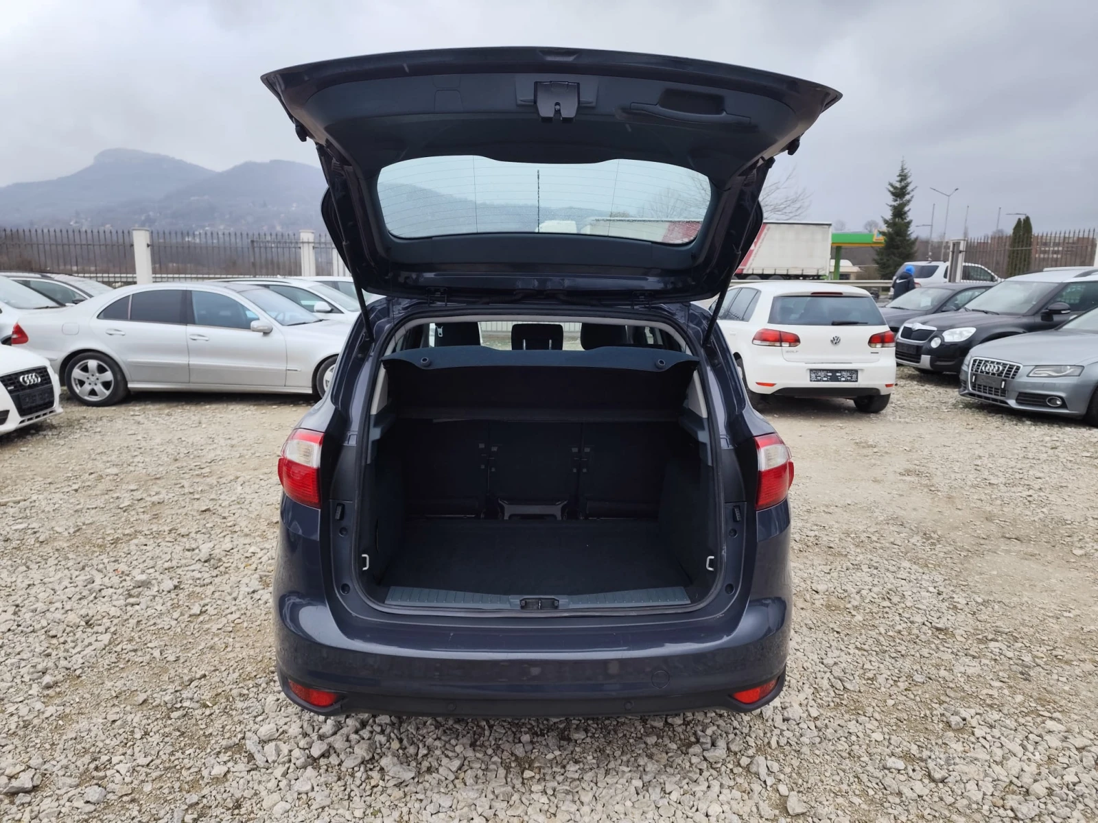 Ford C-max 1.6 дизел Италия, снимка 7 - Автомобили и джипове - 53952479