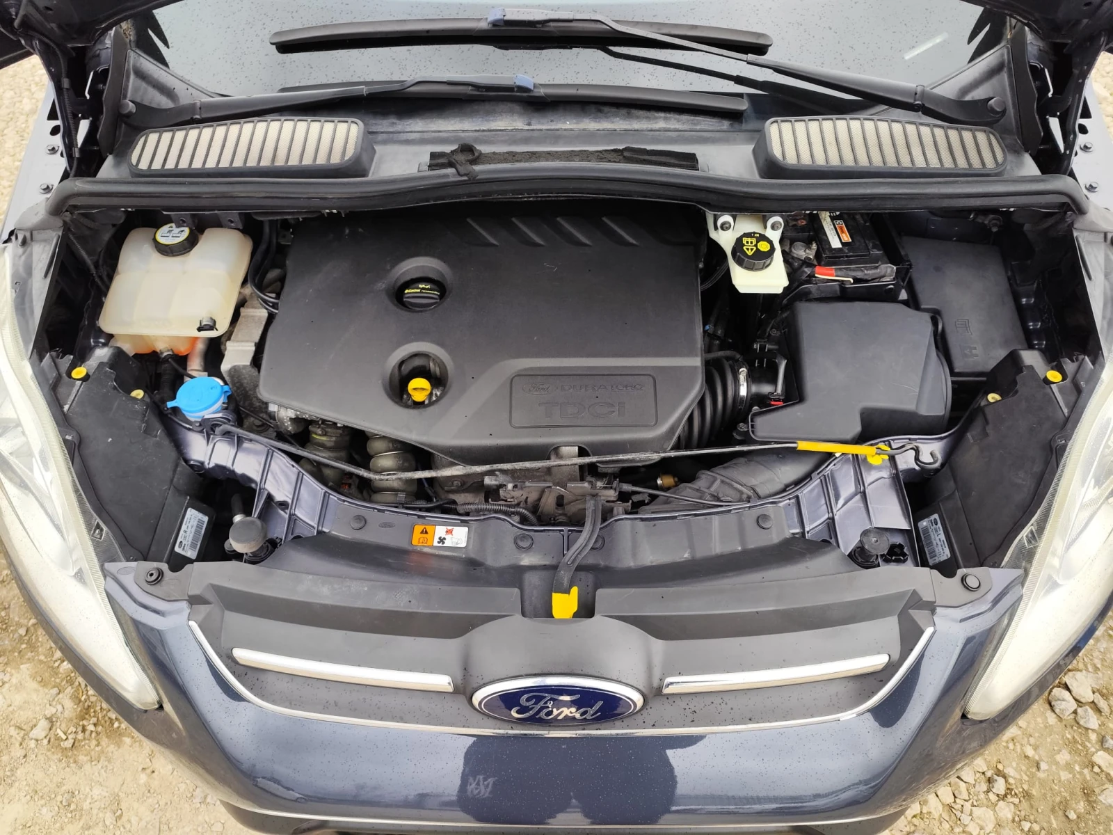 Ford C-max 1.6 дизел Италия, снимка 15 - Автомобили и джипове - 53952479