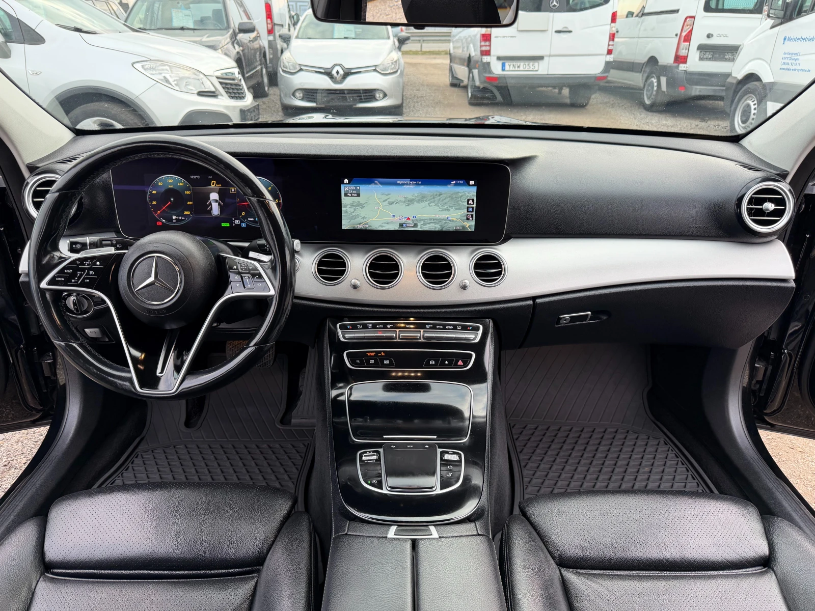 Mercedes-Benz E 230 2023, снимка 16 - Автомобили и джипове - 53990909