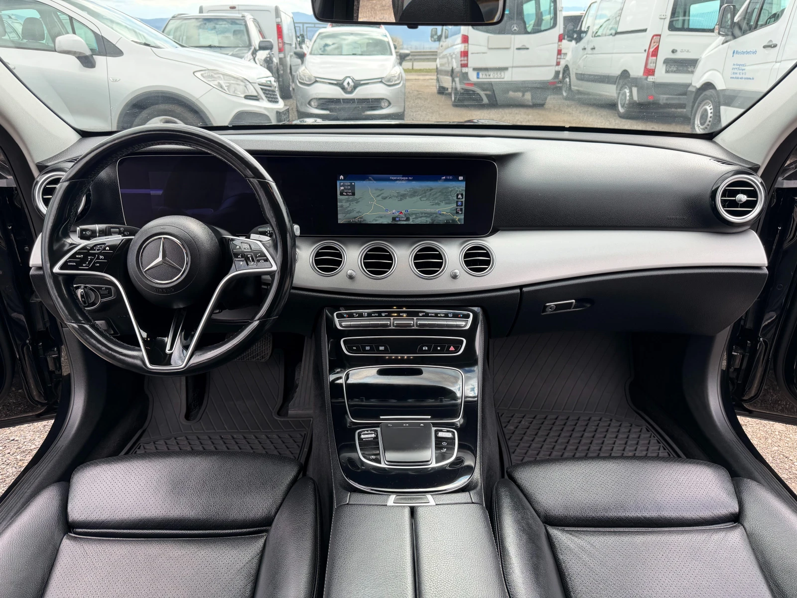 Mercedes-Benz E 230 2023, снимка 16 - Автомобили и джипове - 53990909