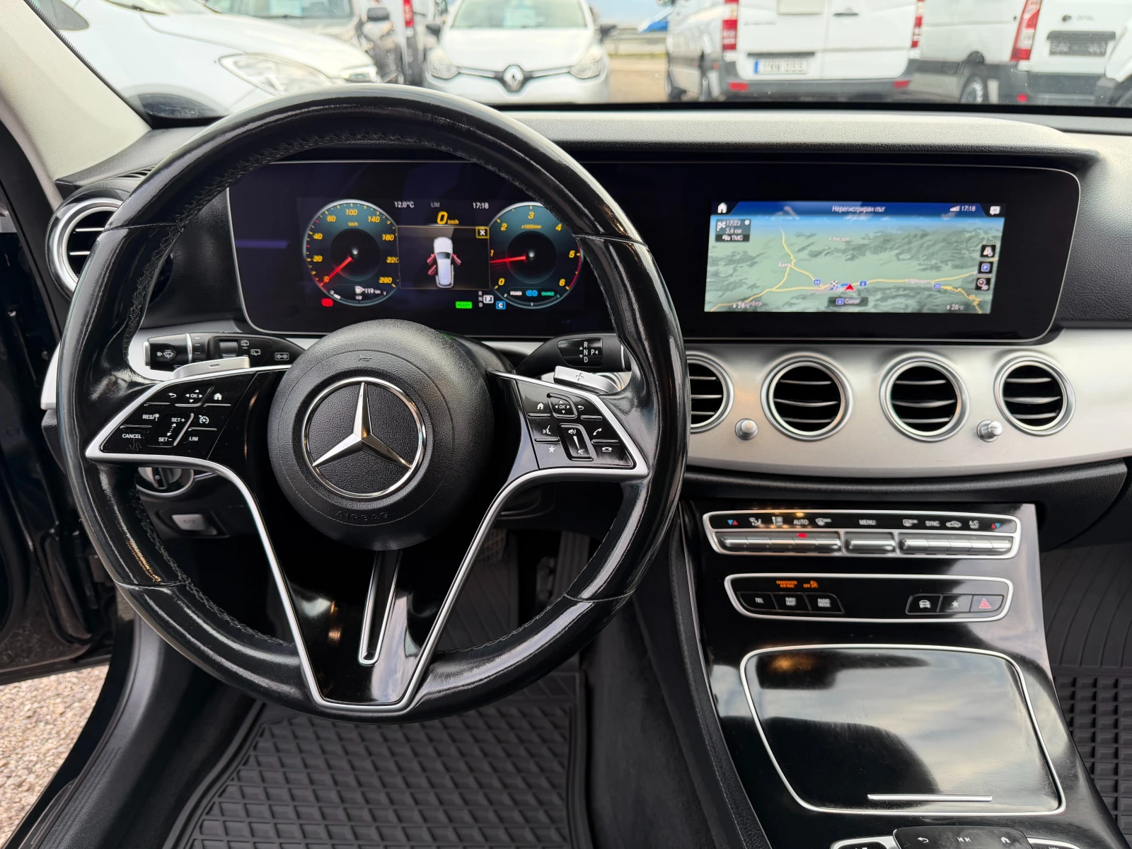 Mercedes-Benz E 230 2023, снимка 17 - Автомобили и джипове - 53990909