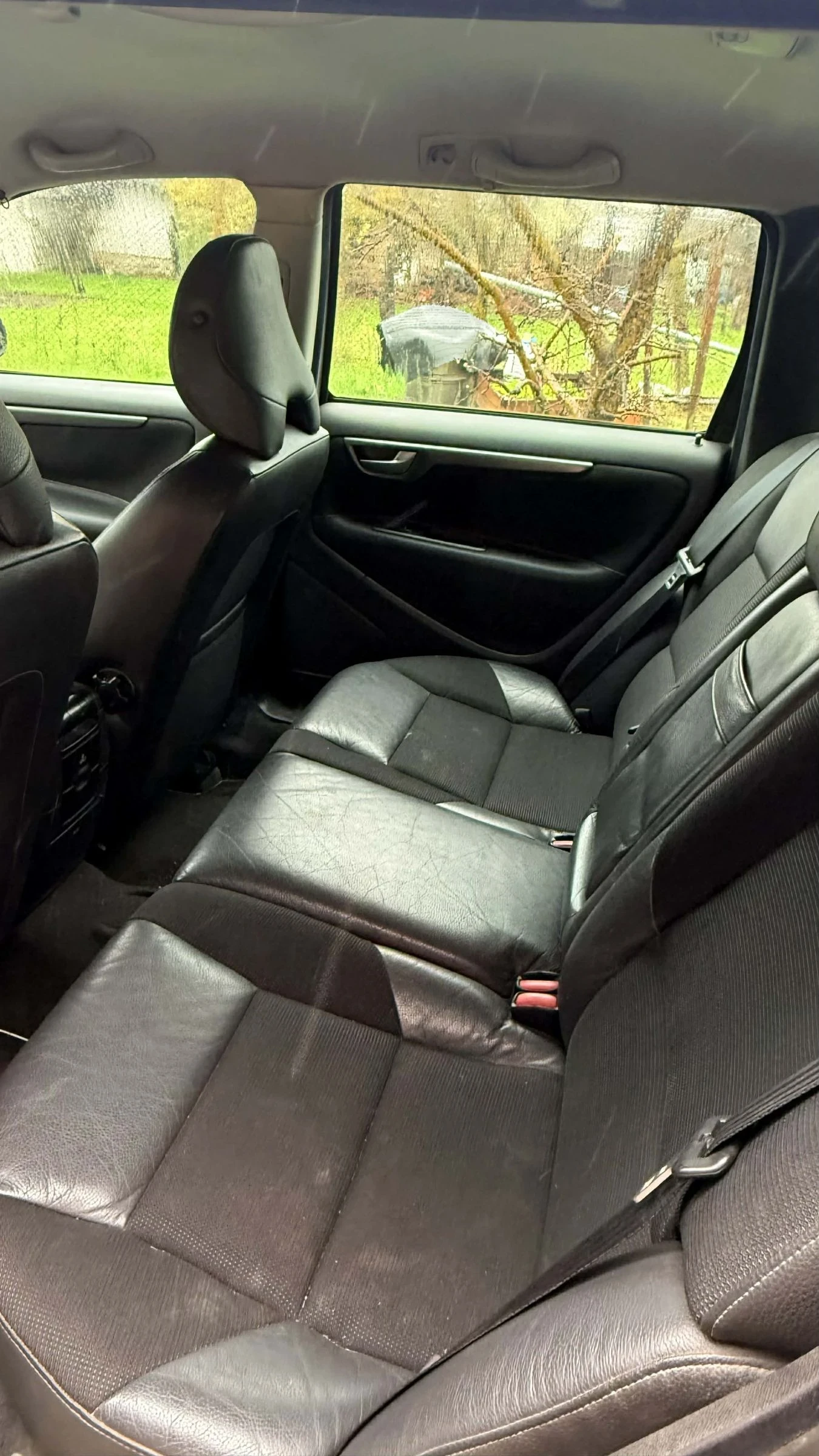 Volvo V70 2.4D 185к.с 6скорости във топ състояние. , снимка 9 - Автомобили и джипове - 54071926