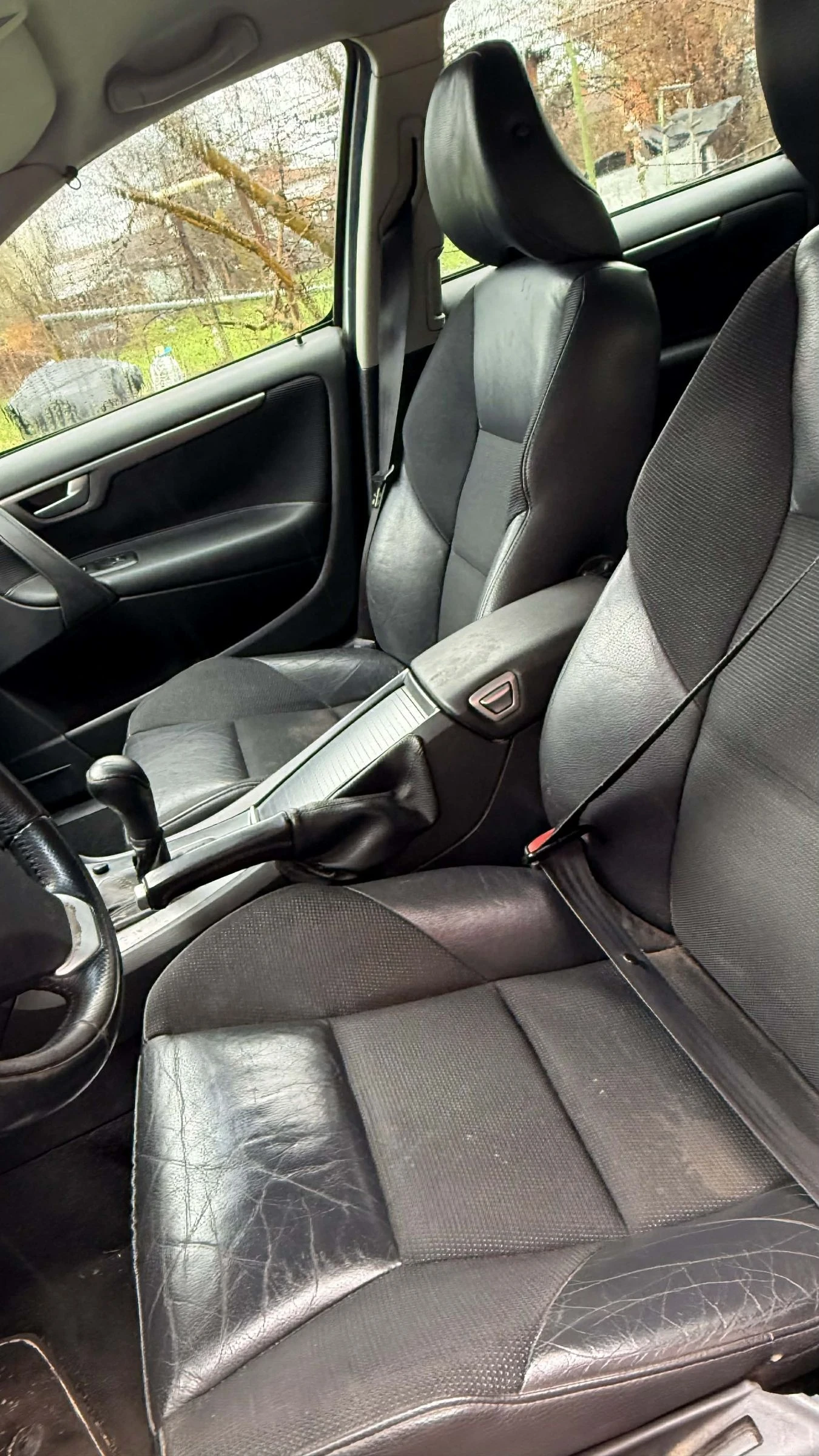 Volvo V70 2.4D 185к.с 6скорости във топ състояние. , снимка 8 - Автомобили и джипове - 54071926