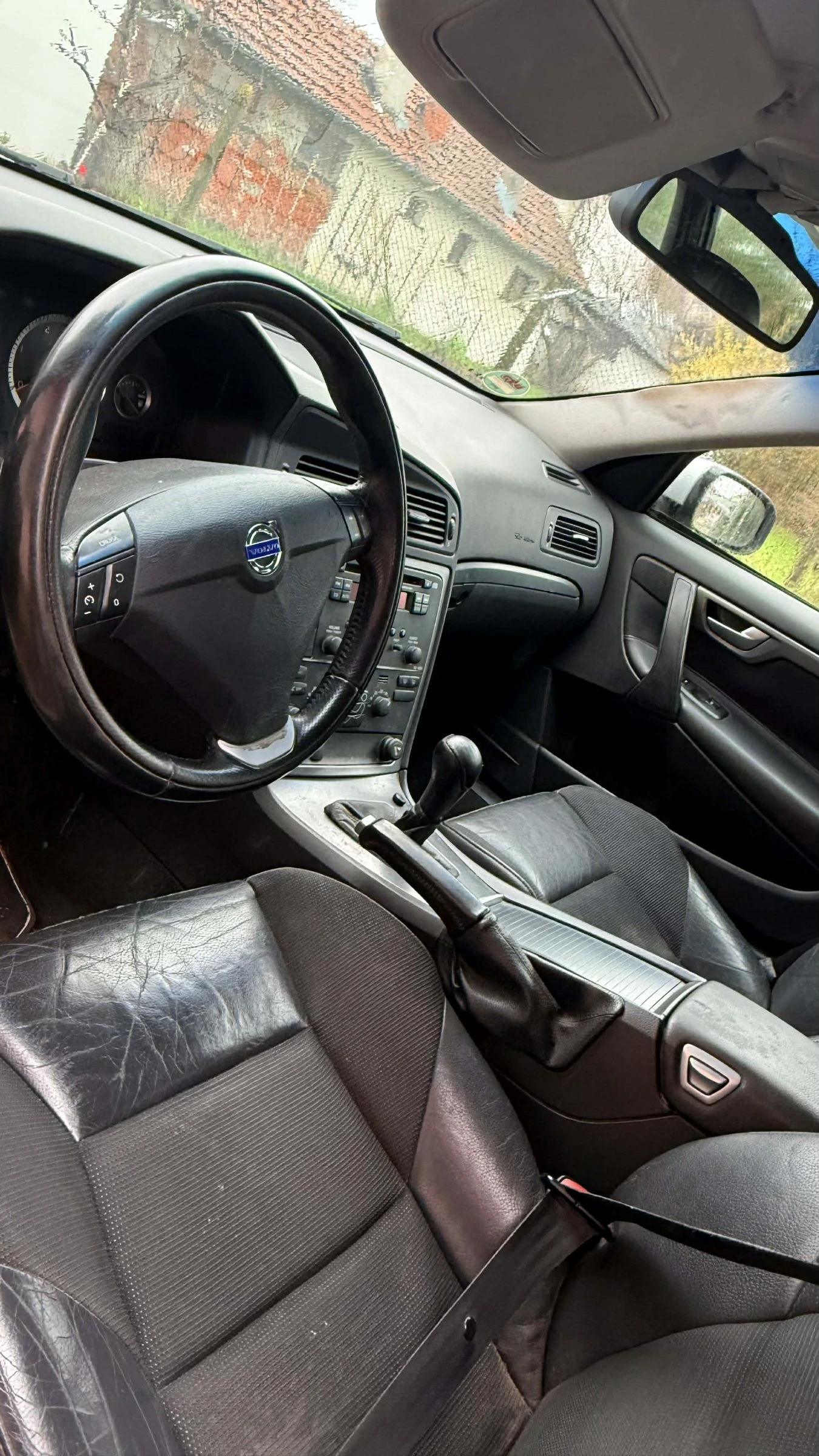 Volvo V70 2.4D 185к.с 6скорости във топ състояние. , снимка 11 - Автомобили и джипове - 54071926