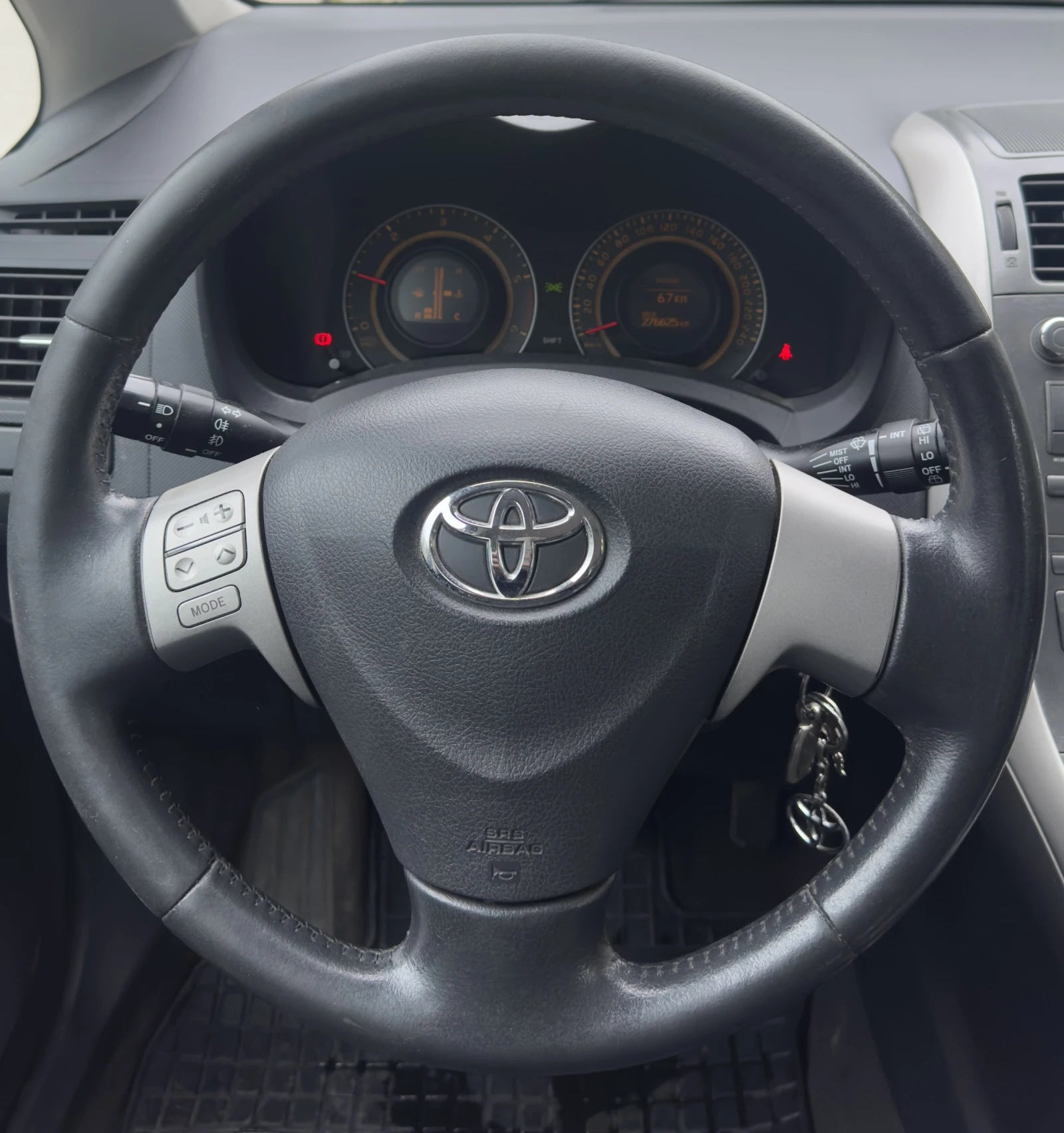 Toyota Auris 2.0 D-4D * 126 к.с. * Бартер * Лизинг, снимка 11 - Автомобили и джипове - 54169802