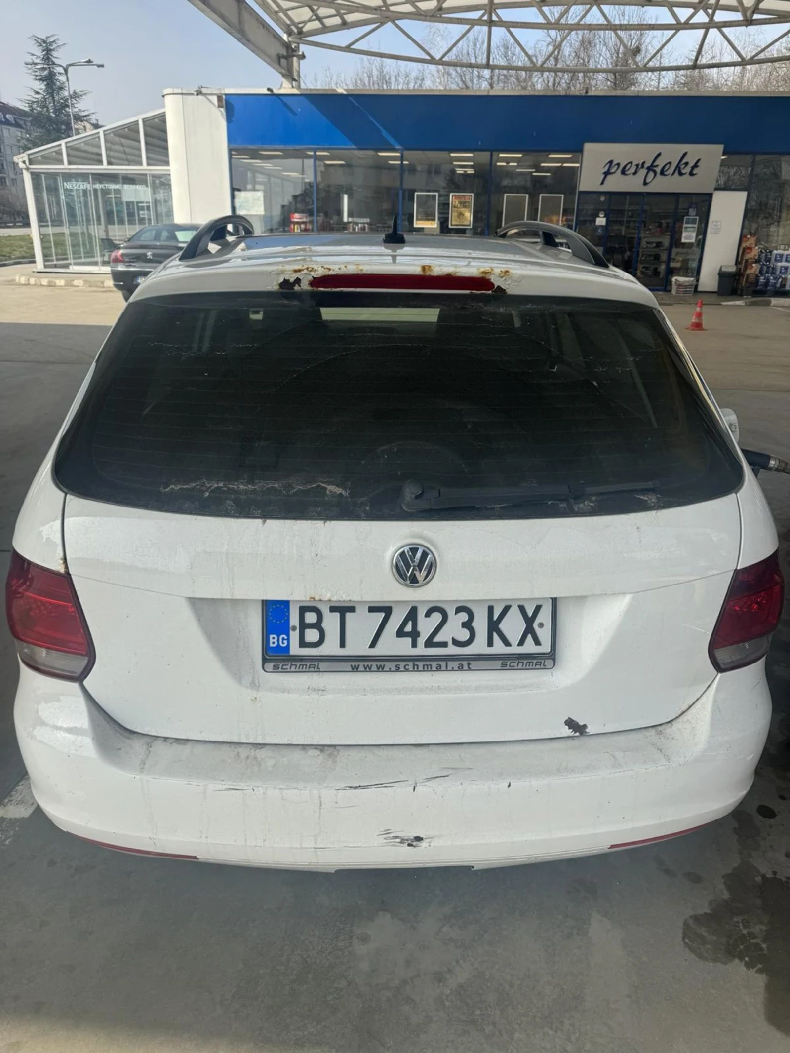 VW Golf 1.6 TDI, снимка 5 - Автомобили и джипове - 54274184