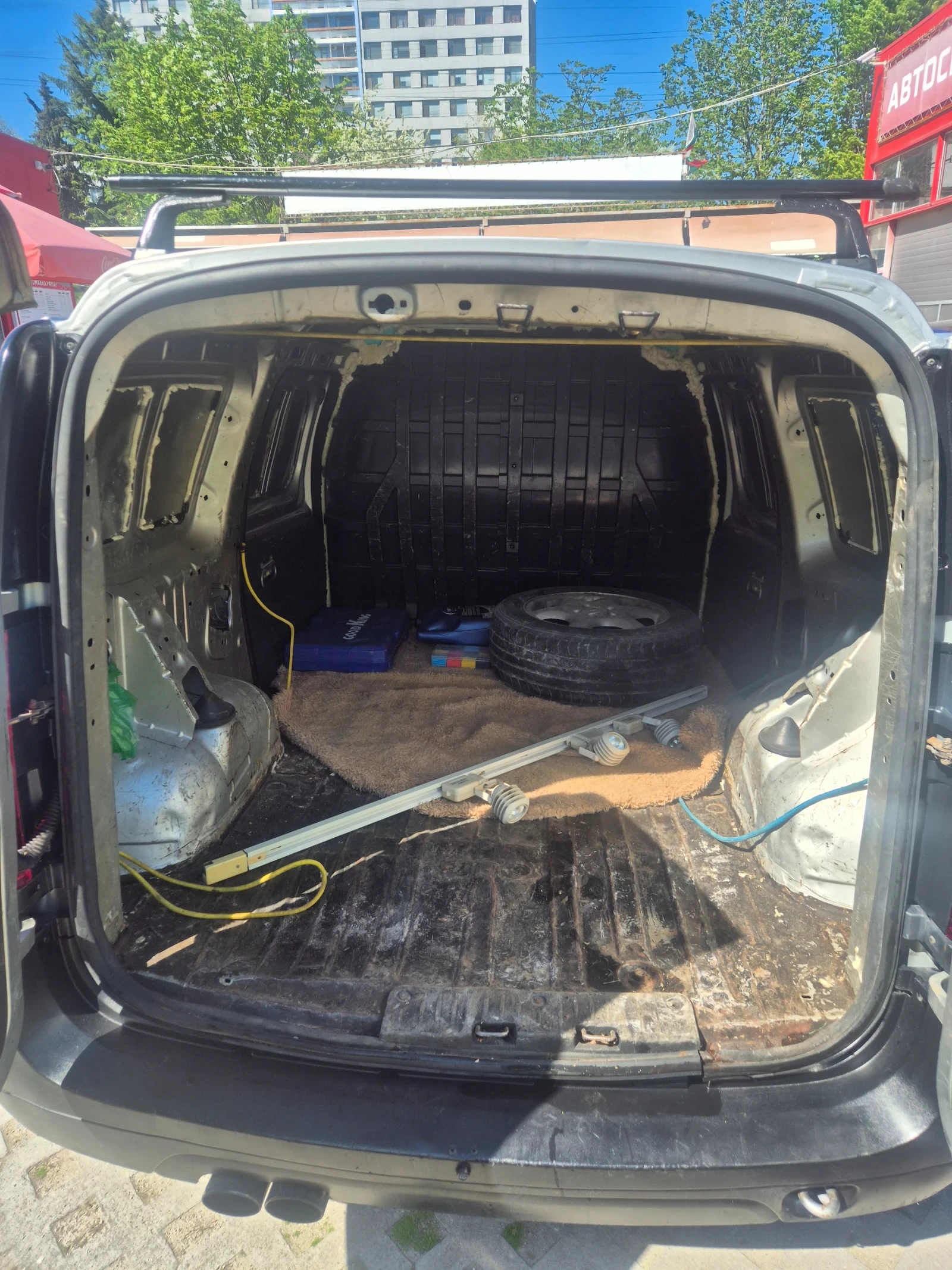 Dacia Logan Товарен, снимка 12 - Автомобили и джипове - 54319983