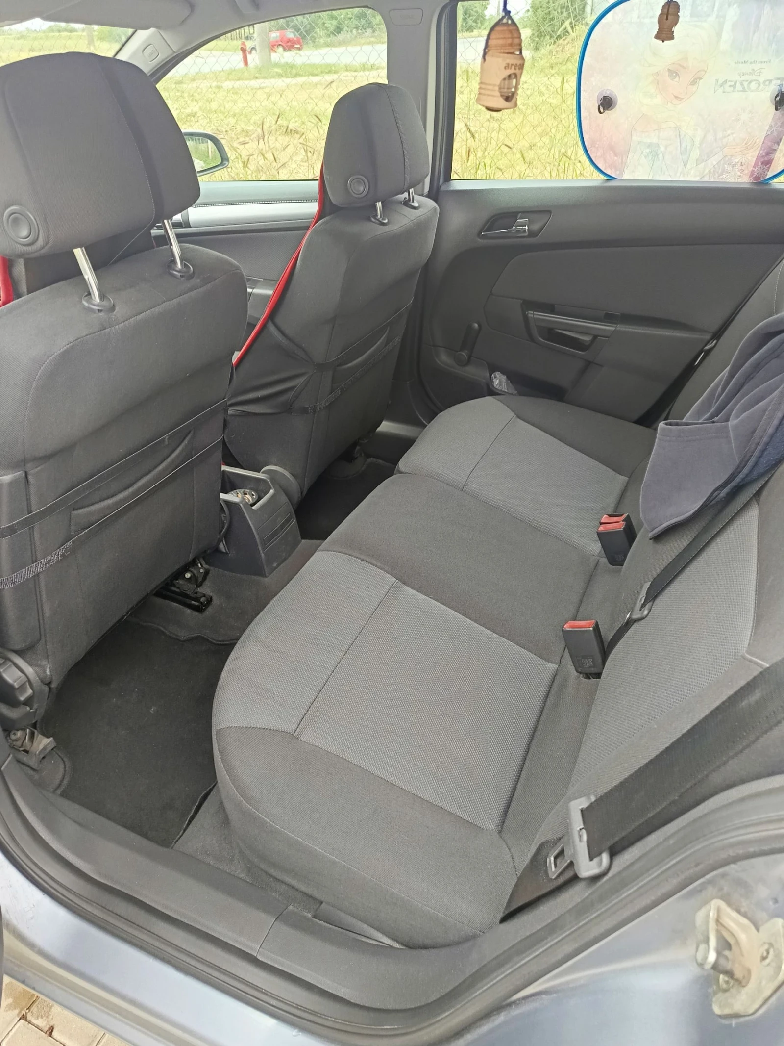 Opel Astra, снимка 3 - Автомобили и джипове - 54657333