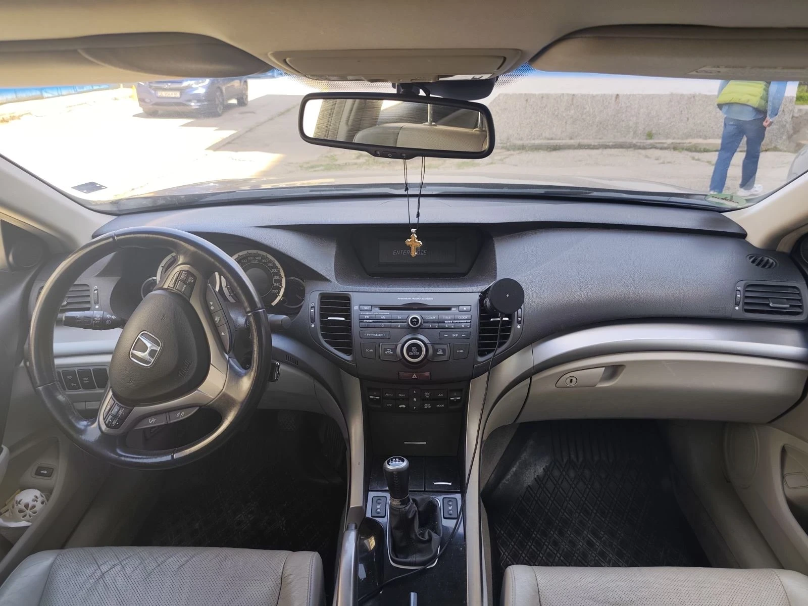 Honda Accord tdi, снимка 6 - Автомобили и джипове - 54704937