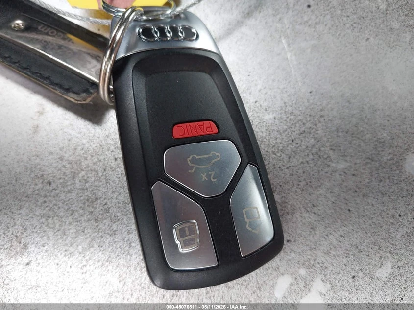 Audi A4 2.0l Premium 45 Tfsi S Line Quattro S Tronic, снимка 11 - Автомобили и джипове - 54760610