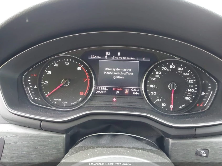 Audi A4 2.0l Premium 45 Tfsi S Line Quattro S Tronic, снимка 7 - Автомобили и джипове - 54760610