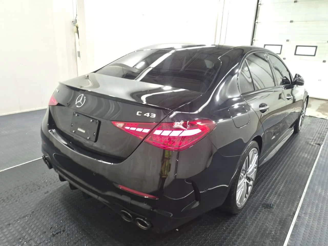 Mercedes-Benz C 43 AMG * 43 * АВТОКРЕДИТ БЕЗ ПЪРВОНАЧАЛНА ВНОСКА* , снимка 3 - Автомобили и джипове - 55309366