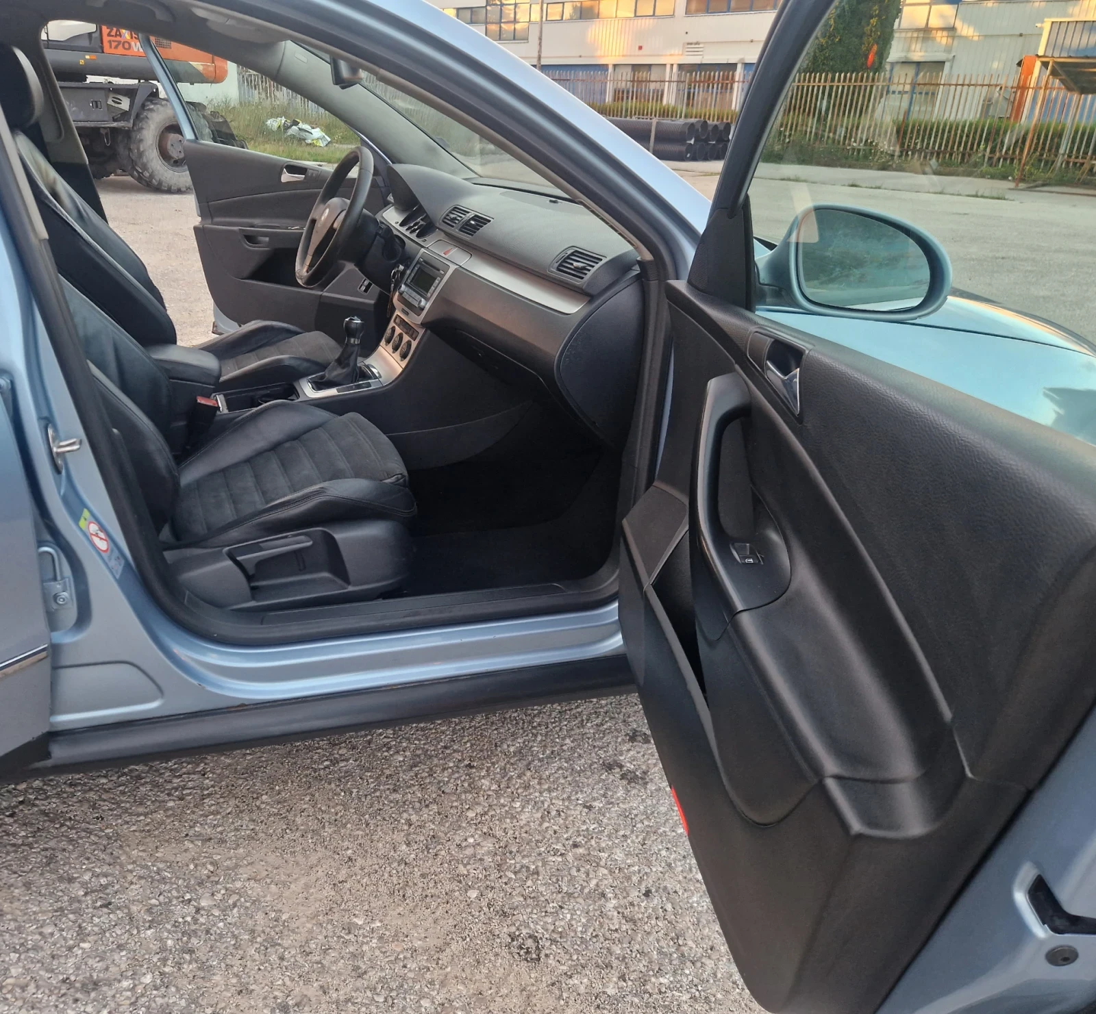 VW Passat 2.0 TDI 140кн  2007г, снимка 9 - Автомобили и джипове - 55398706