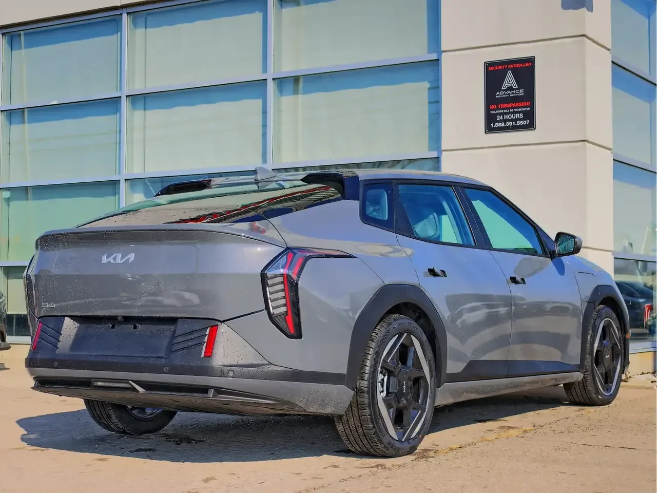 Kia EV4 Wind Premium, снимка 3 - Автомобили и джипове - 55755864