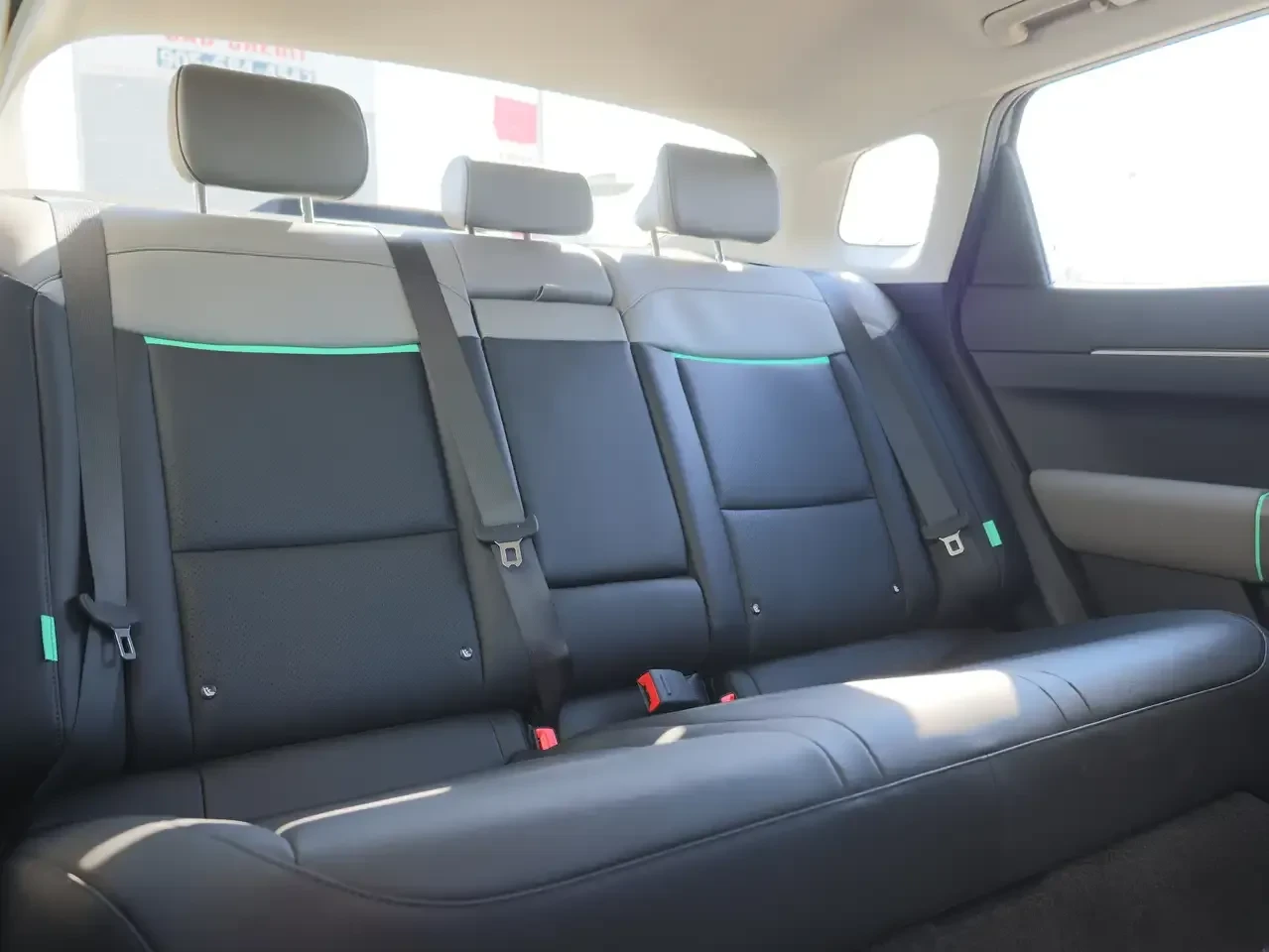Kia EV4 Wind Premium, снимка 9 - Автомобили и джипове - 55755864