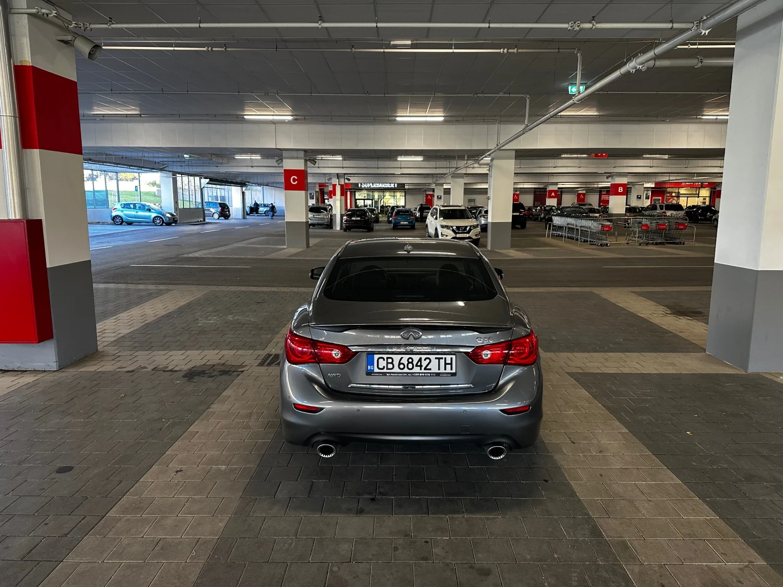 Infiniti Q50 3.7 V6, снимка 7 - Автомобили и джипове - 56648344