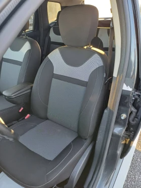 Dacia Duster 1.2tce, снимка 8