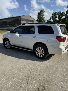 Toyota Sequoia 5.7 ГАЗ.ИНЖ 4х4, снимка 2