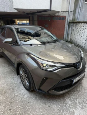 Toyota C-HR Classy 2.0 Hybrid | Mobile.bg    3