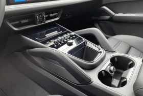 Porsche Cayenne E-Hybrid = Panorama = Гаранция - 196590 лв. / 100514.87 € - 21927137 11
