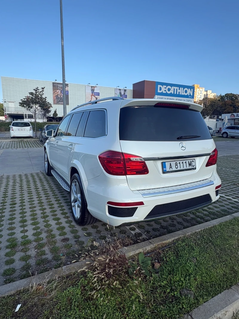 Mercedes-Benz GL 350 AMG/DESIGNO/DISTR/360/PANORAMА/ПЕРЛА, снимка 7 - Автомобили и джипове - 52555485