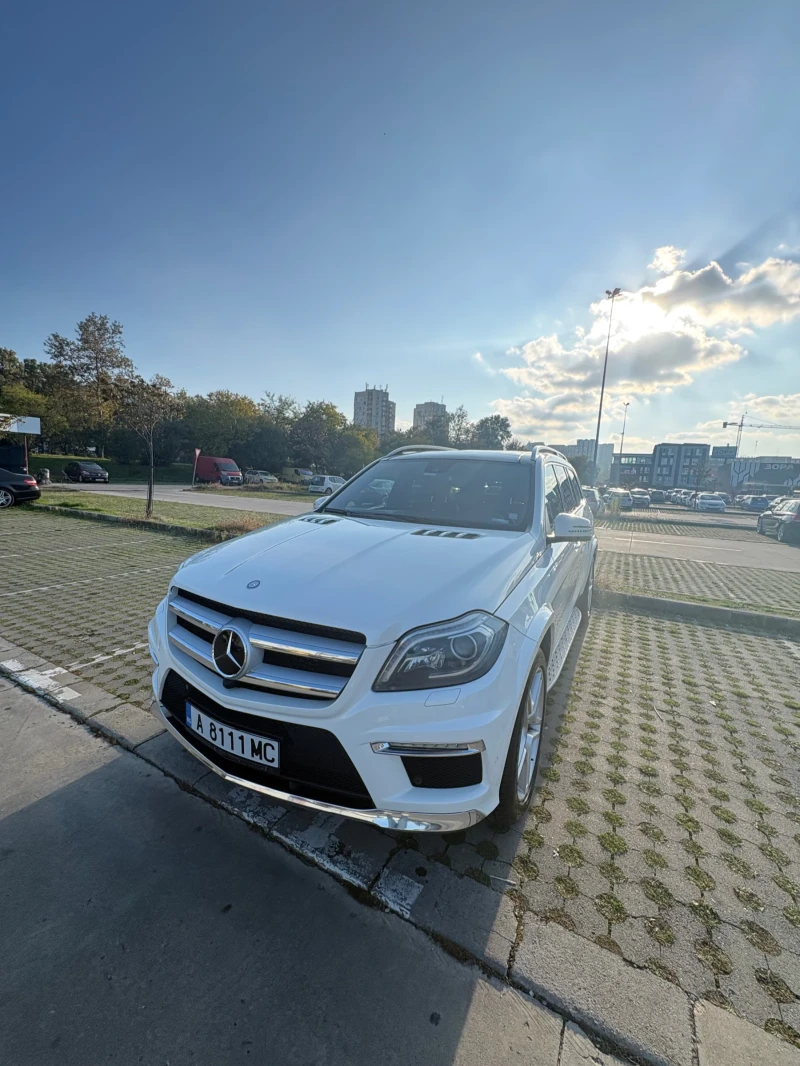 Mercedes-Benz GL 350 AMG/DESIGNO/DISTR/360/PANORAMА/ПЕРЛА, снимка 5 - Автомобили и джипове - 52555485