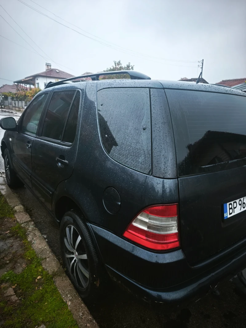 Mercedes-Benz ML 320, снимка 2 - Автомобили и джипове - 52325542