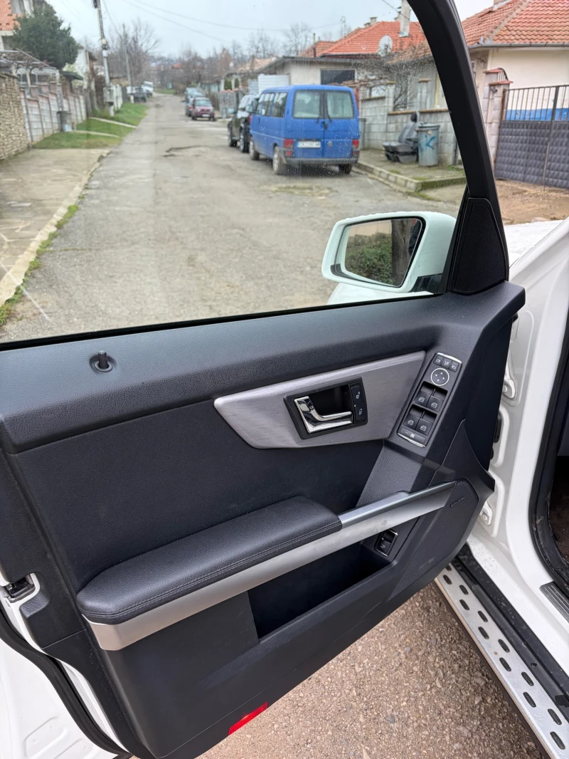 Mercedes-Benz GLK, снимка 6 - Автомобили и джипове - 52875140