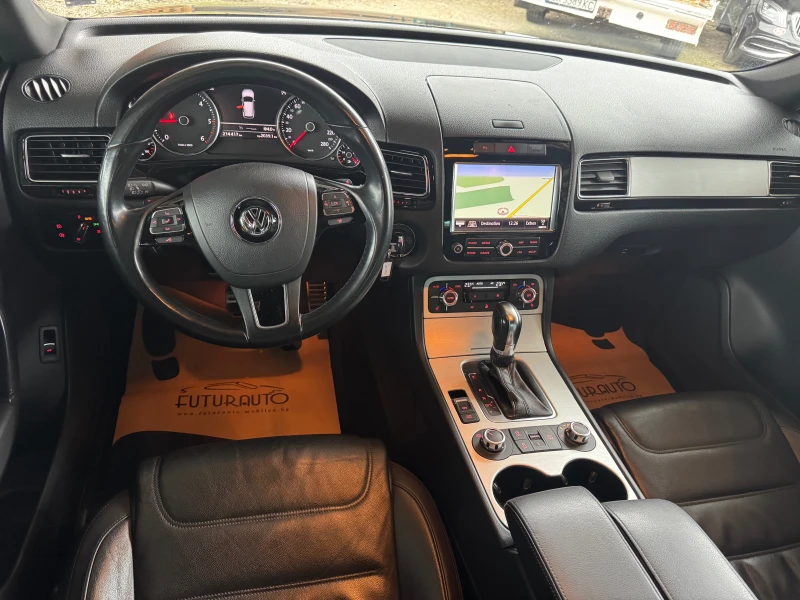 VW Touareg 3, 0TDI-245k.c.УНИКАТ, снимка 13 - Автомобили и джипове - 52893289