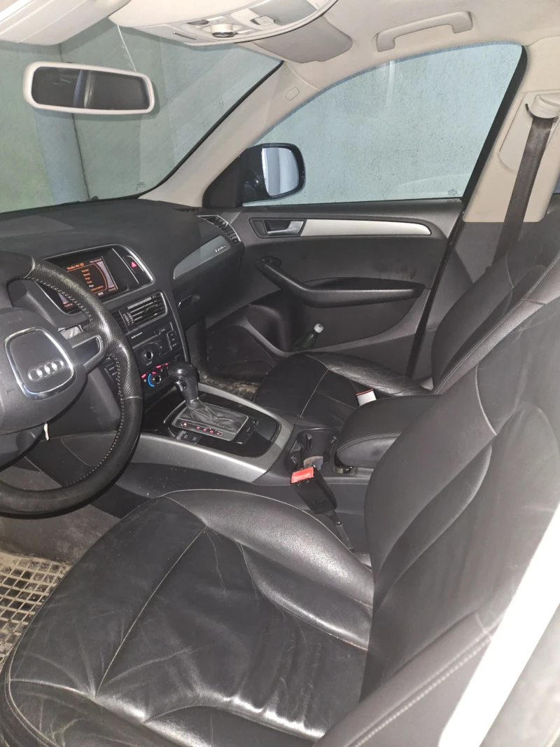 Audi Q5 3.0tdi, снимка 5 - Автомобили и джипове - 52976129