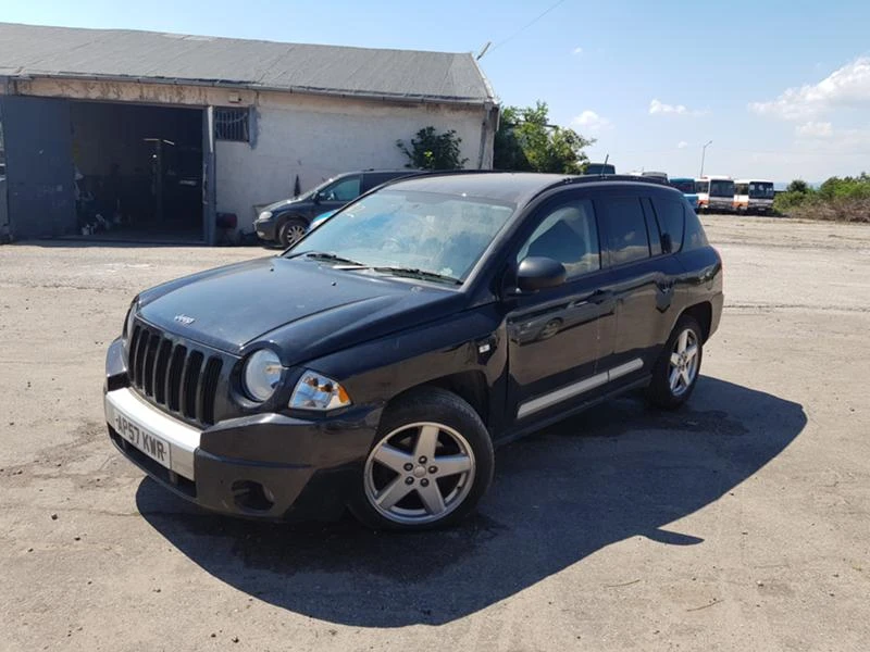 Jeep Compass 2.4 AUTO 51200 KM, снимка 2 - Автомобили и джипове - 25770890