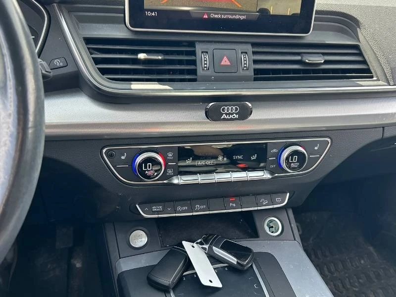 Audi Q5 * TECHNIK * ПРЕДСТАВИТЕЛСТВО * 360 * PANO * DIGITA, снимка 11 - Автомобили и джипове - 54742358