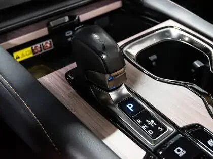Lexus RX 350h Luxury* AWD* ПОДГРЕВ* ОБДУХВАНЕ* ПАНО* , снимка 13 - Автомобили и джипове - 55500774