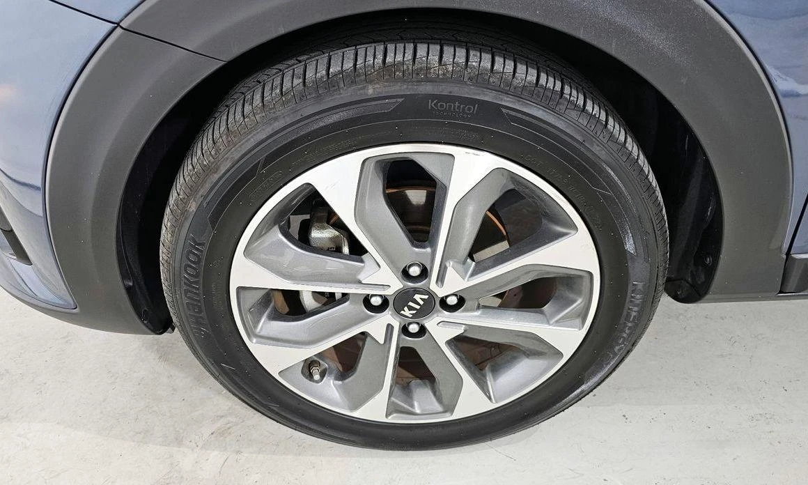 Kia Stonic Diesel 1.6 Deluxe * НАЙ-ДОБРА ЦЕНА В БЪЛГАРИЯ*  - изображение 5