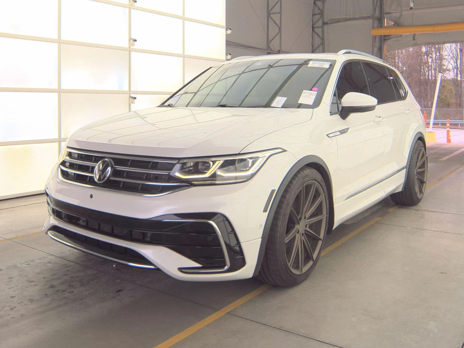 VW Tiguan SEL R-Line