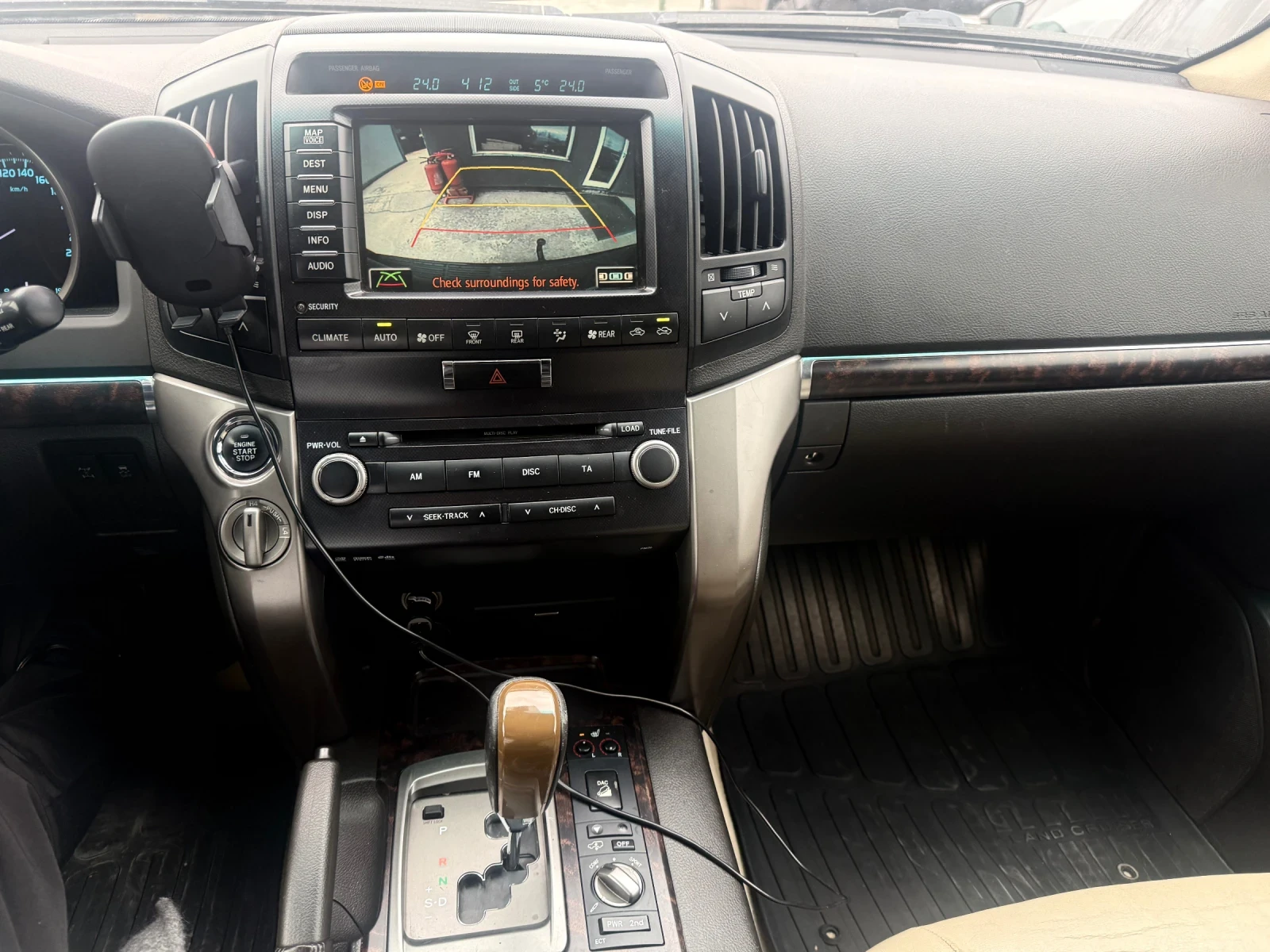 Toyota Land cruiser 200 td V8 , снимка 13 - Автомобили и джипове - 53916407