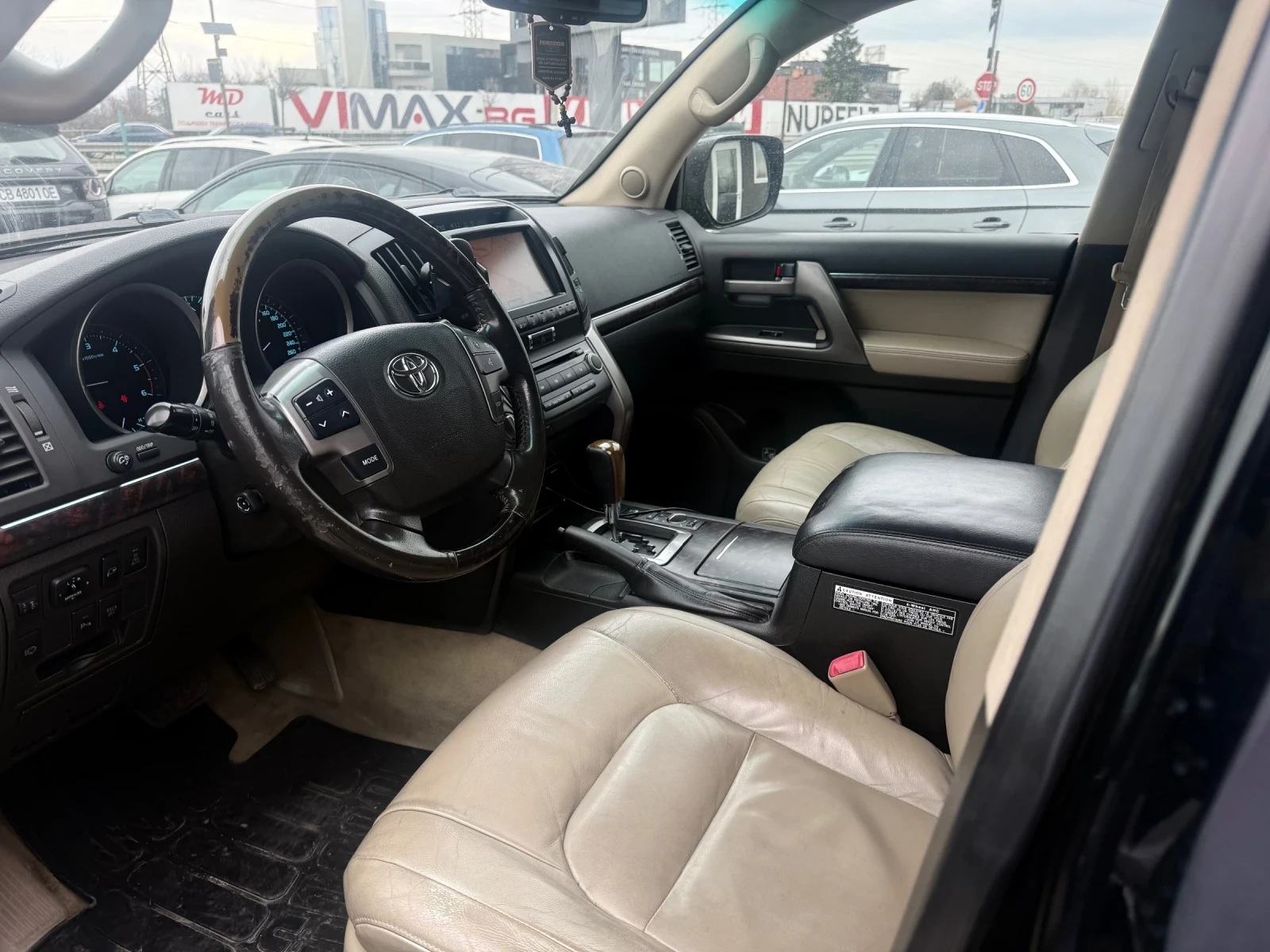 Toyota Land cruiser 200 td V8 , снимка 8 - Автомобили и джипове - 53916407