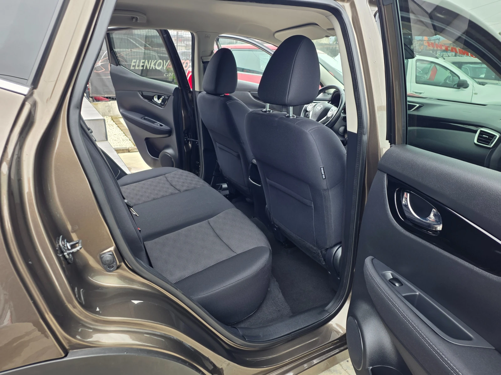 Nissan Qashqai !!!87886км 1.2I-116к.с EURO 6d-АВТОМАТИК-ШВЕЙЦАРИЯ, снимка 15 - Автомобили и джипове - 54032771