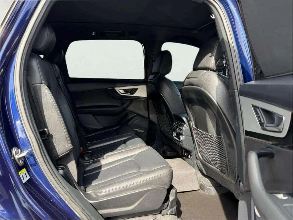 Audi Q7 * Technik Navi PanoRoof HeadsUpDisplay OneOwner * , снимка 9 - Автомобили и джипове - 54173372