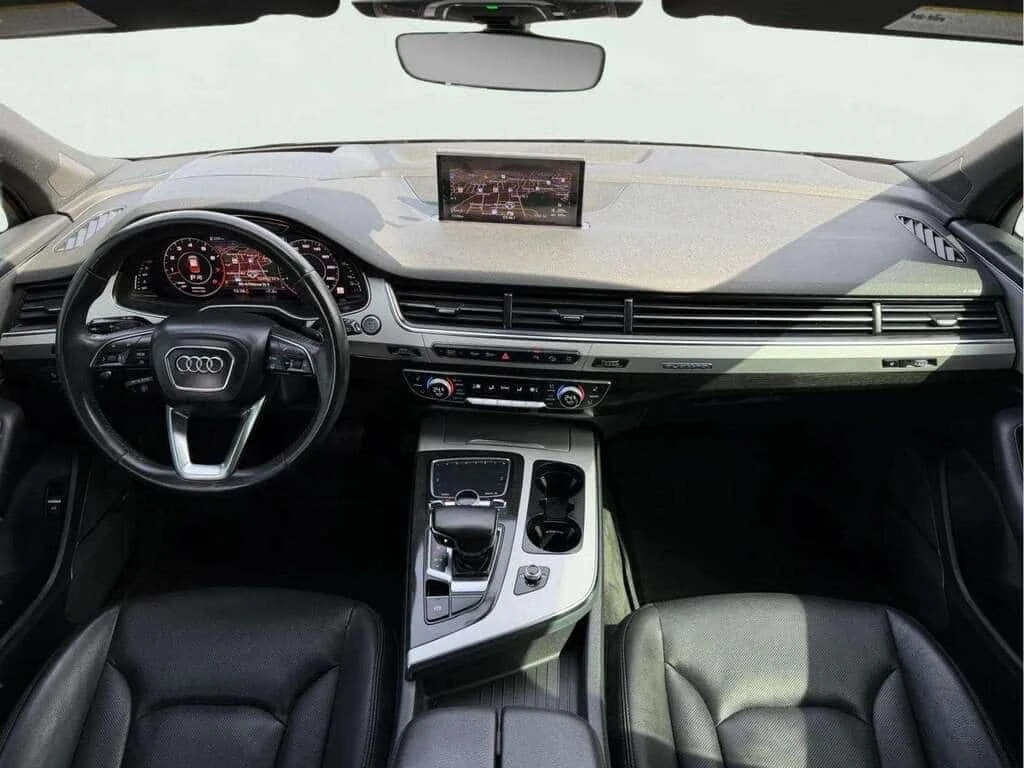 Audi Q7 * Technik Navi PanoRoof HeadsUpDisplay OneOwner * , снимка 6 - Автомобили и джипове - 54173372