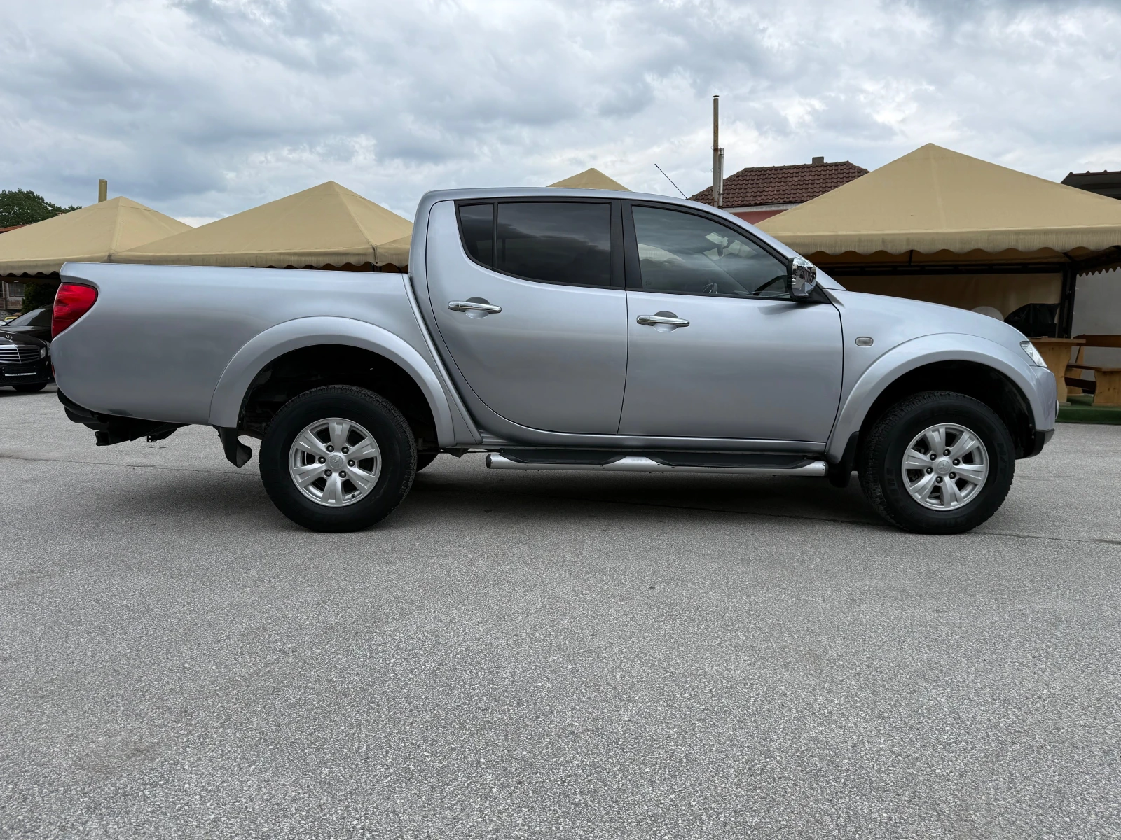 Mitsubishi L200 2.5Di-D 4x4 Facelift !ТОП СЪСТОЯНИЕ!, снимка 4 - Автомобили и джипове - 54379206