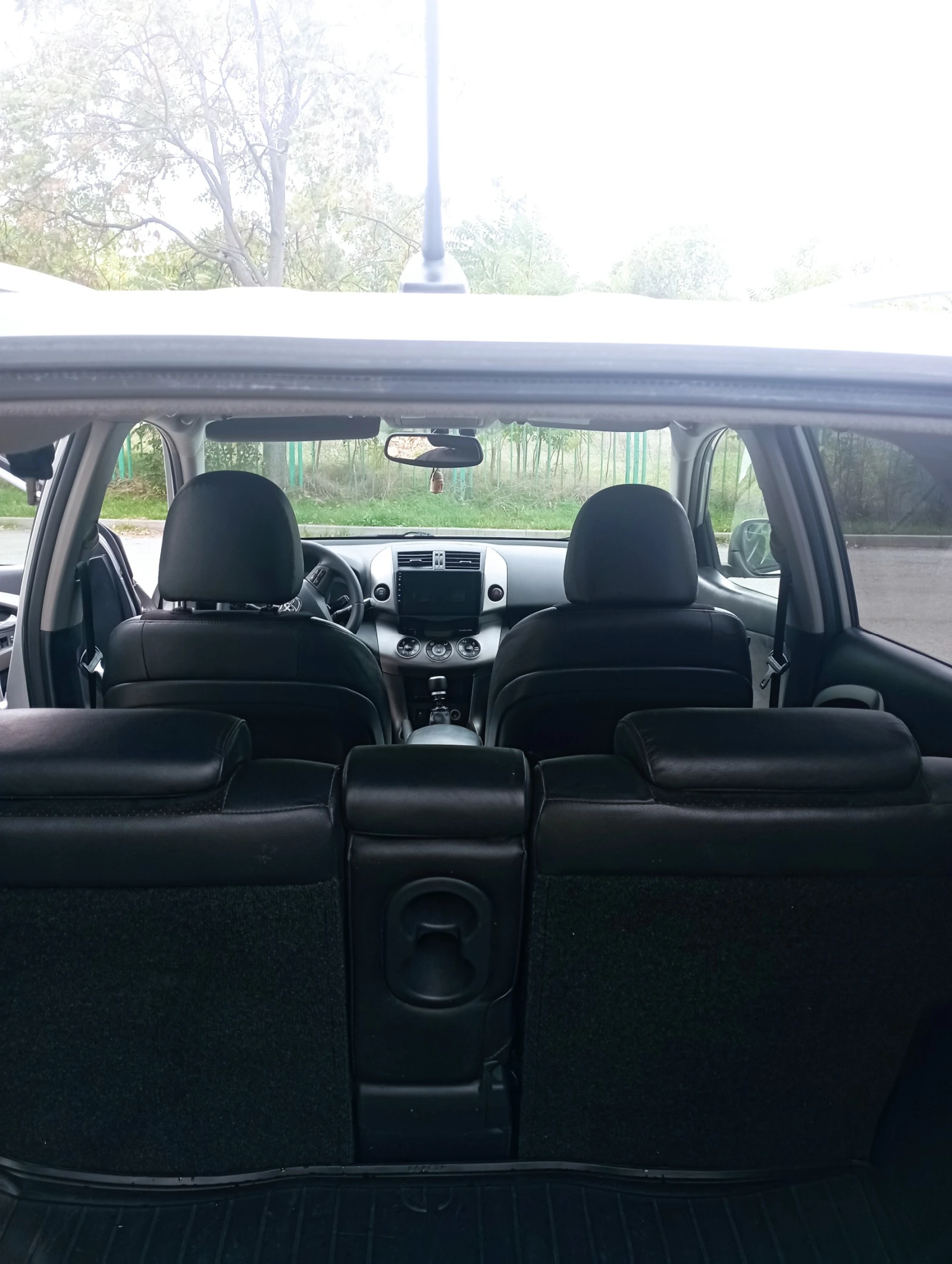 Toyota Rav4 D4D, снимка 11 - Автомобили и джипове - 54498296