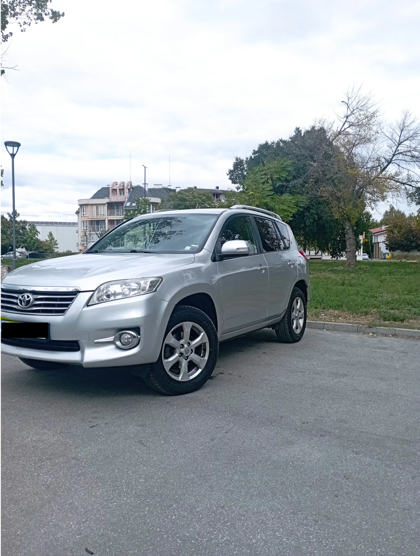 Toyota Rav4 D4D, снимка 3 - Автомобили и джипове - 54498296