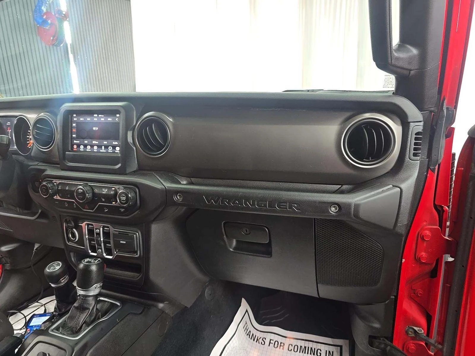 Jeep Wrangler Unlimited Sport S, снимка 11 - Автомобили и джипове - 54942795