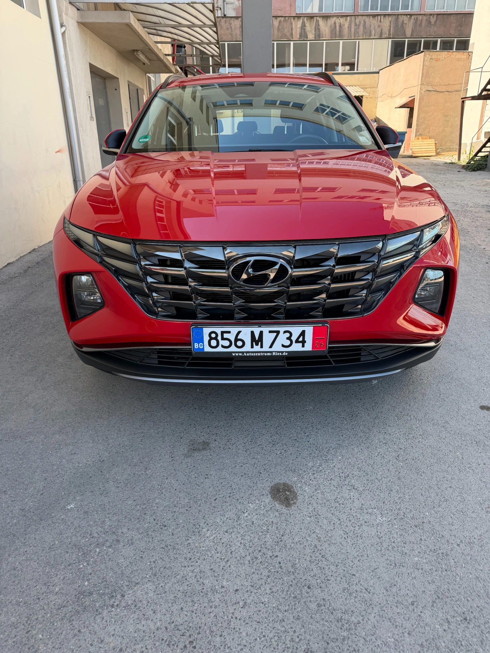 Hyundai Tucson Plug-in hybrid 4x4, снимка 3 - Автомобили и джипове - 54991091