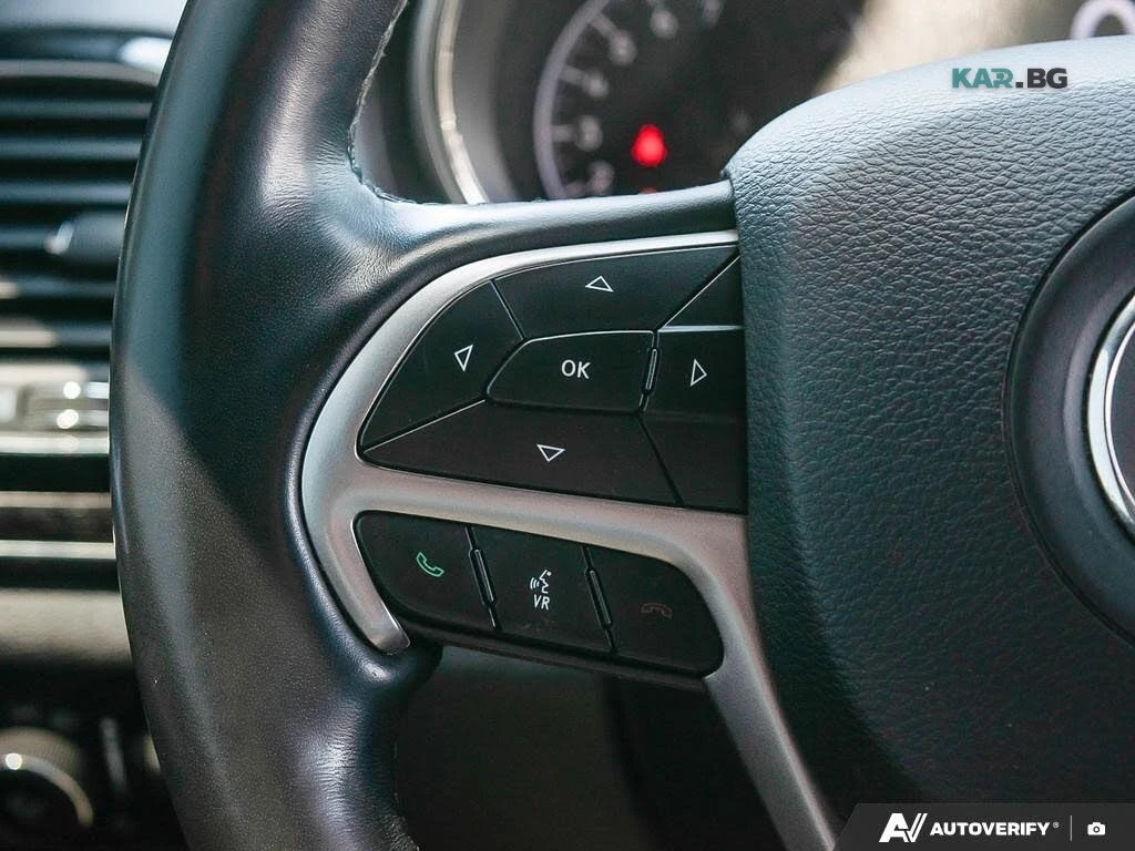 Jeep Grand cherokee Overland * Remote Start * АвтоКредит * ЦЕНА ДО БГ, снимка 11 - Автомобили и джипове - 55122039