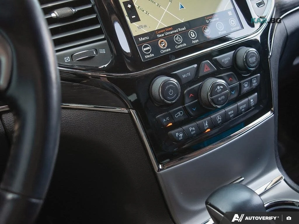 Jeep Grand cherokee Overland * Remote Start * АвтоКредит * ЦЕНА ДО БГ, снимка 12 - Автомобили и джипове - 55122039