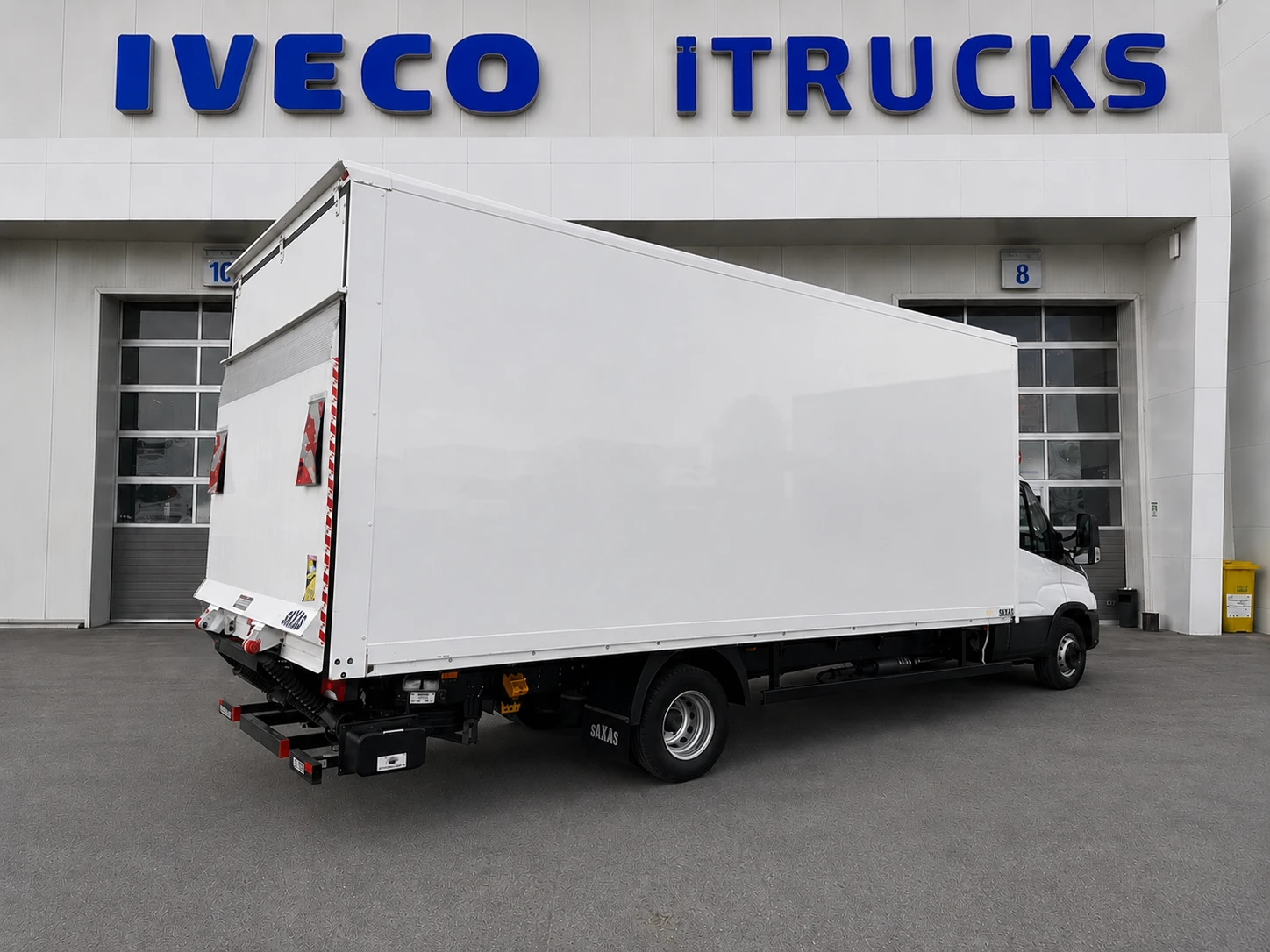 Iveco Daily 70C18HA8/P | До 3г. Гаранция | 1000кг. падащ борд, снимка 2 - Бусове и автобуси - 54922309