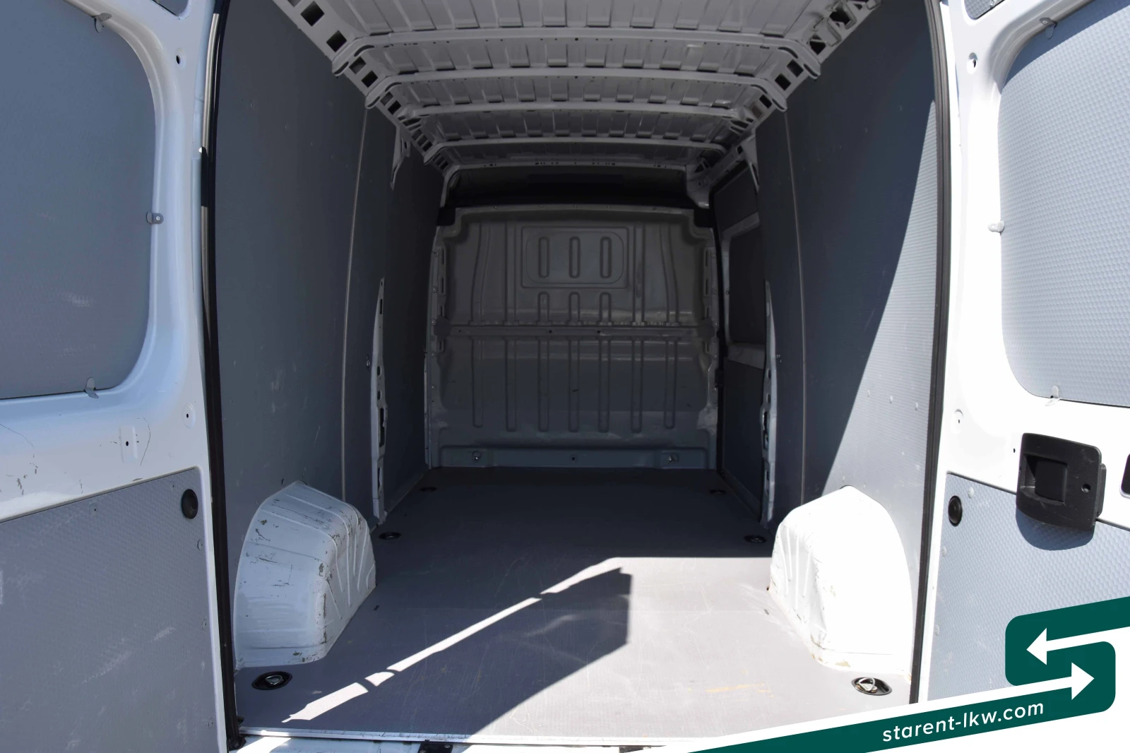 Peugeot Boxer VAN26014, снимка 7 - Бусове и автобуси - 55096559