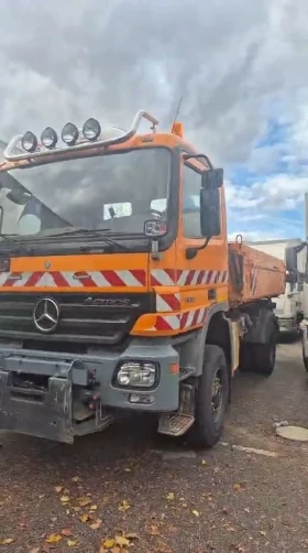 Mercedes-Benz Actros 18.32 4x4 самосвал - изображение 1